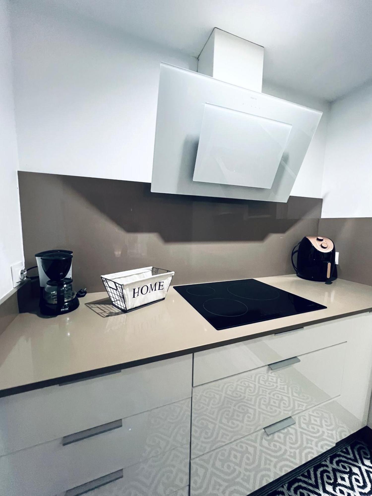 Torrequebrada Casino Apartment เบนัลมาเดนา ภายนอก รูปภาพ