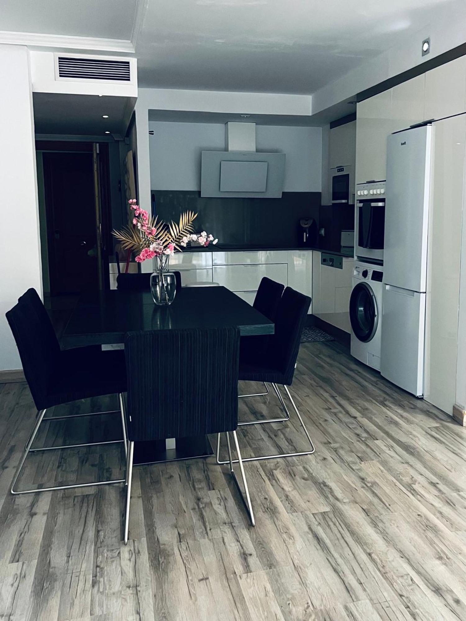 Torrequebrada Casino Apartment เบนัลมาเดนา ภายนอก รูปภาพ